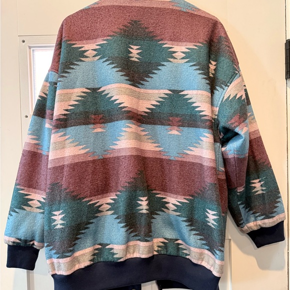 Men/Womens Multicolor Aztec Patterned Reversible Jacket - Picture 5 of 7